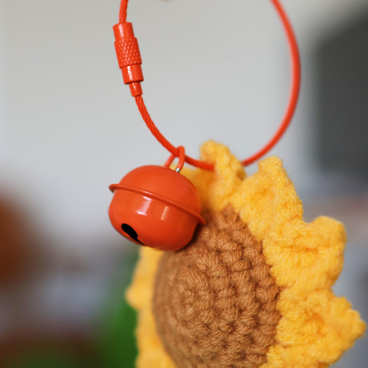Handmade Sunflower Macrame Wire Keychain, Bag Charm, Home Decor