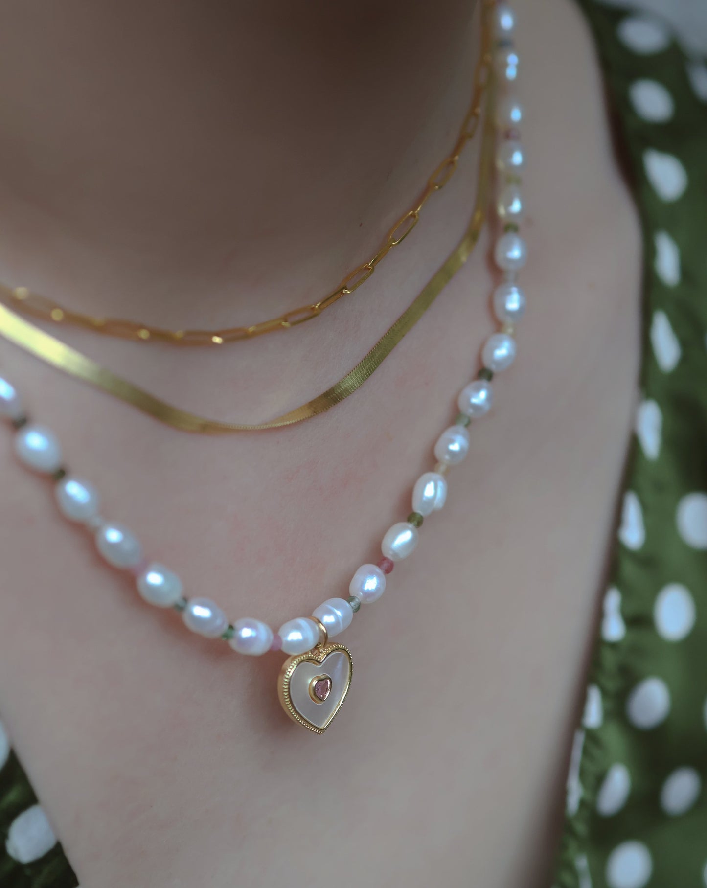 PRINCESS PEARL HEART NECKLACE