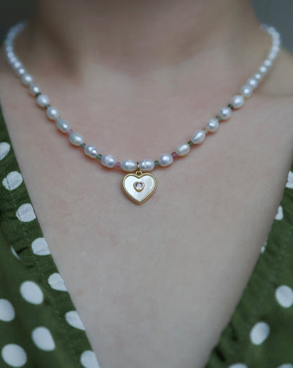 PRINCESS PEARL HEART NECKLACE