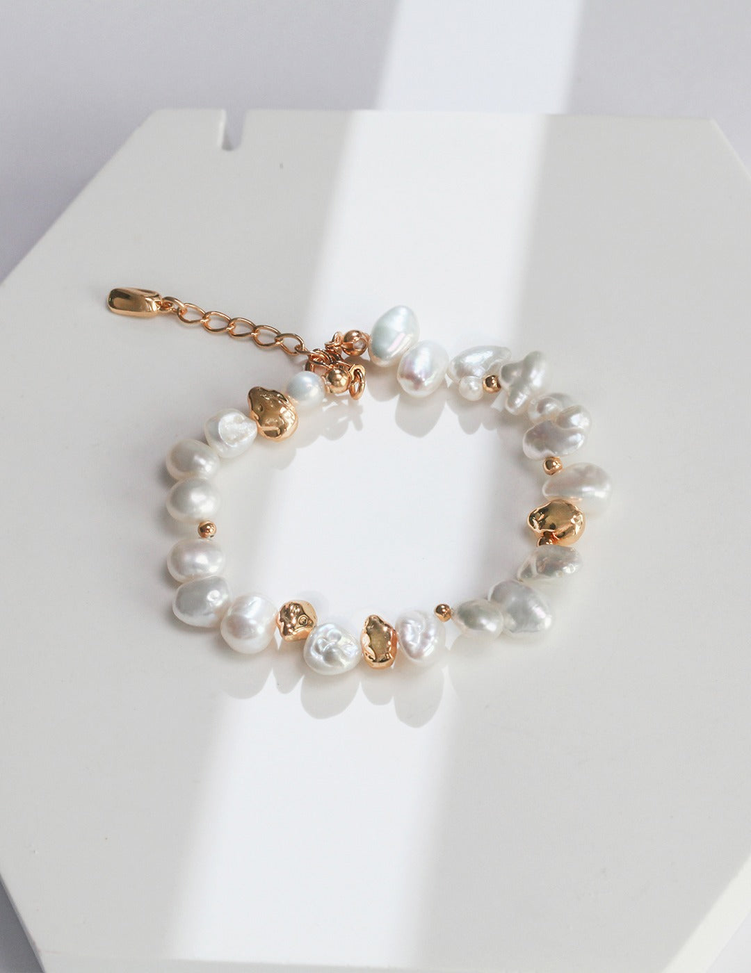 MOLTEN BAROQUE PEARL BRACELET