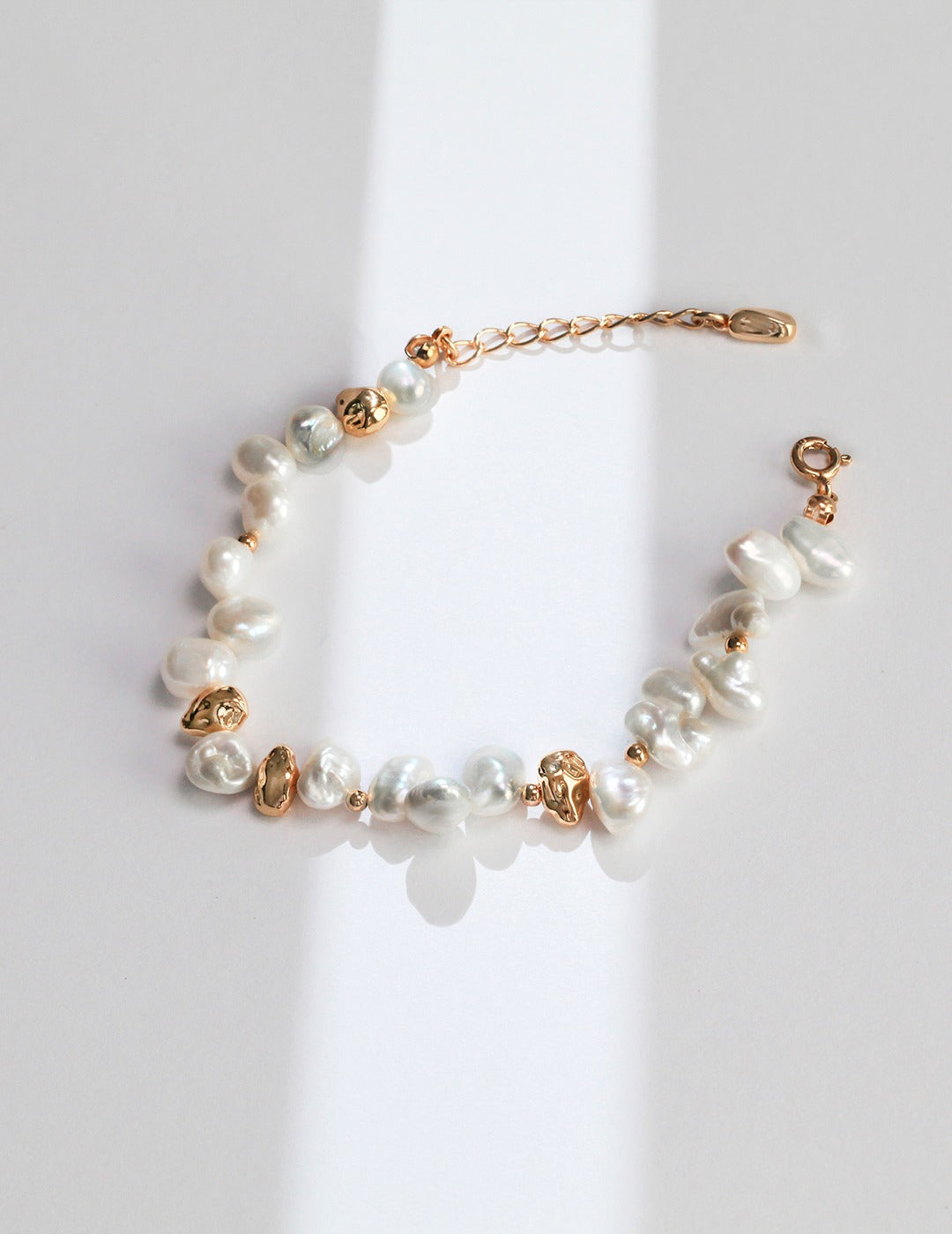 MOLTEN BAROQUE PEARL BRACELET