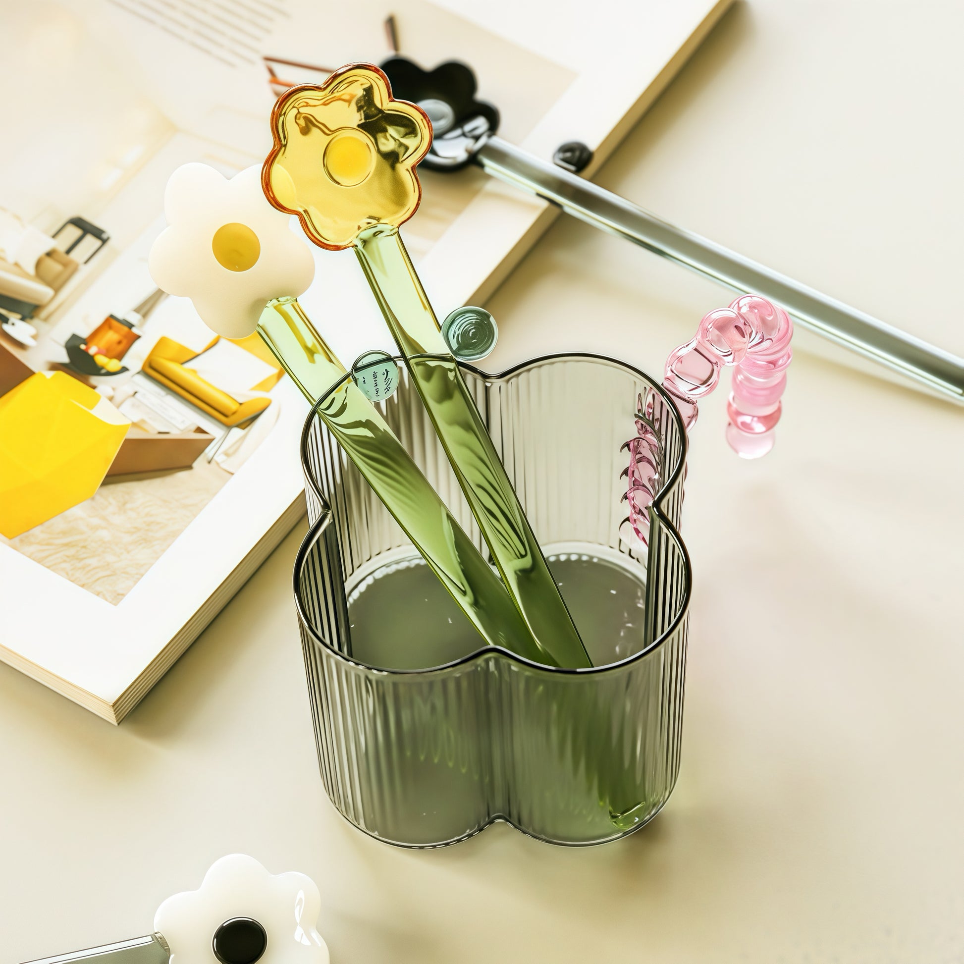 daisy glass spoon and stirrer 